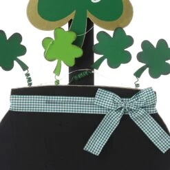 Glitzhome St. Patrick's Day Shamrocks Porch Decor MDF Wood 1 Pc -Glitzhome de34e34d d681 4d9d b121 497d95c26549